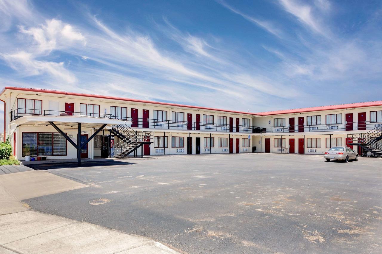 Knights Inn Big Spring Bagian luar foto